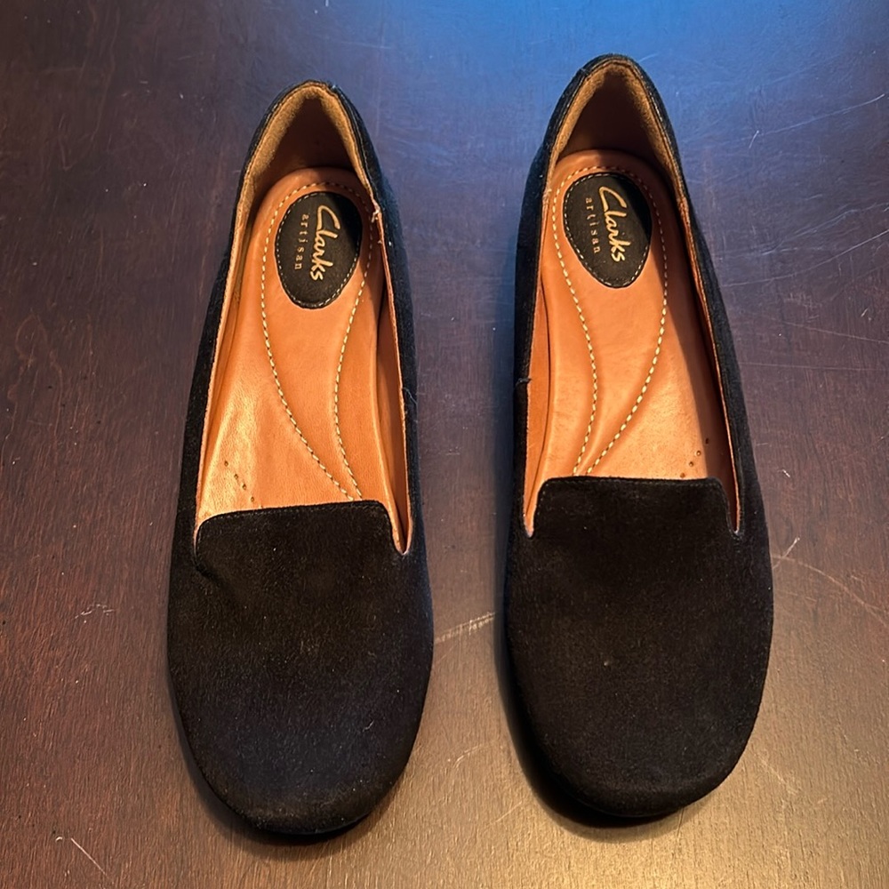 Women’s Clark’s heeled shoes